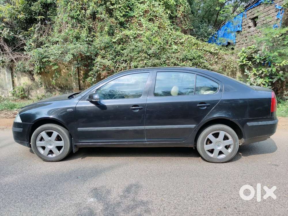 Skoda Laura 2007, 125000 Kms,, Sunroof, Screen, Ac Perfect Condition