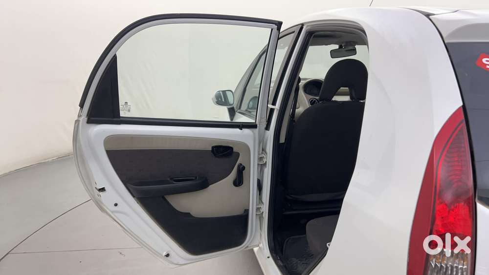 Tata Nano Xta, 2016, Petrol