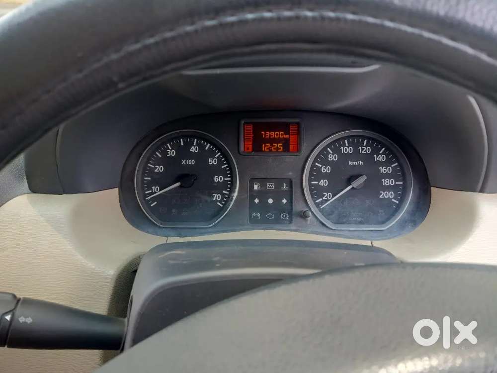 Nissan Terrano Xl Petrol Variant