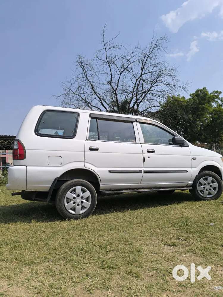 Chevrolet Tavera Neo Ls 7 Seater 2017