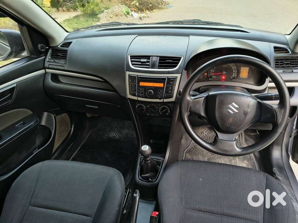 Maruti Suzuki Swift Lxi Optional-o, 2015, Petrol