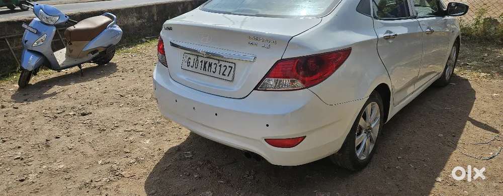 Verna Fluidic Diesel 2011 Automatic 3owner Child A C
 Parsing Running.