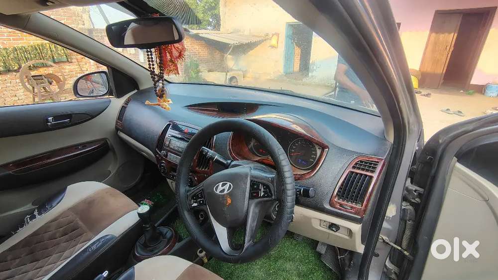 I 20 Car Model 13