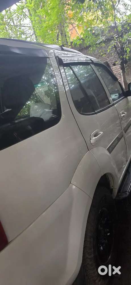 Tata Safari Storme 2016 Diesel Suv