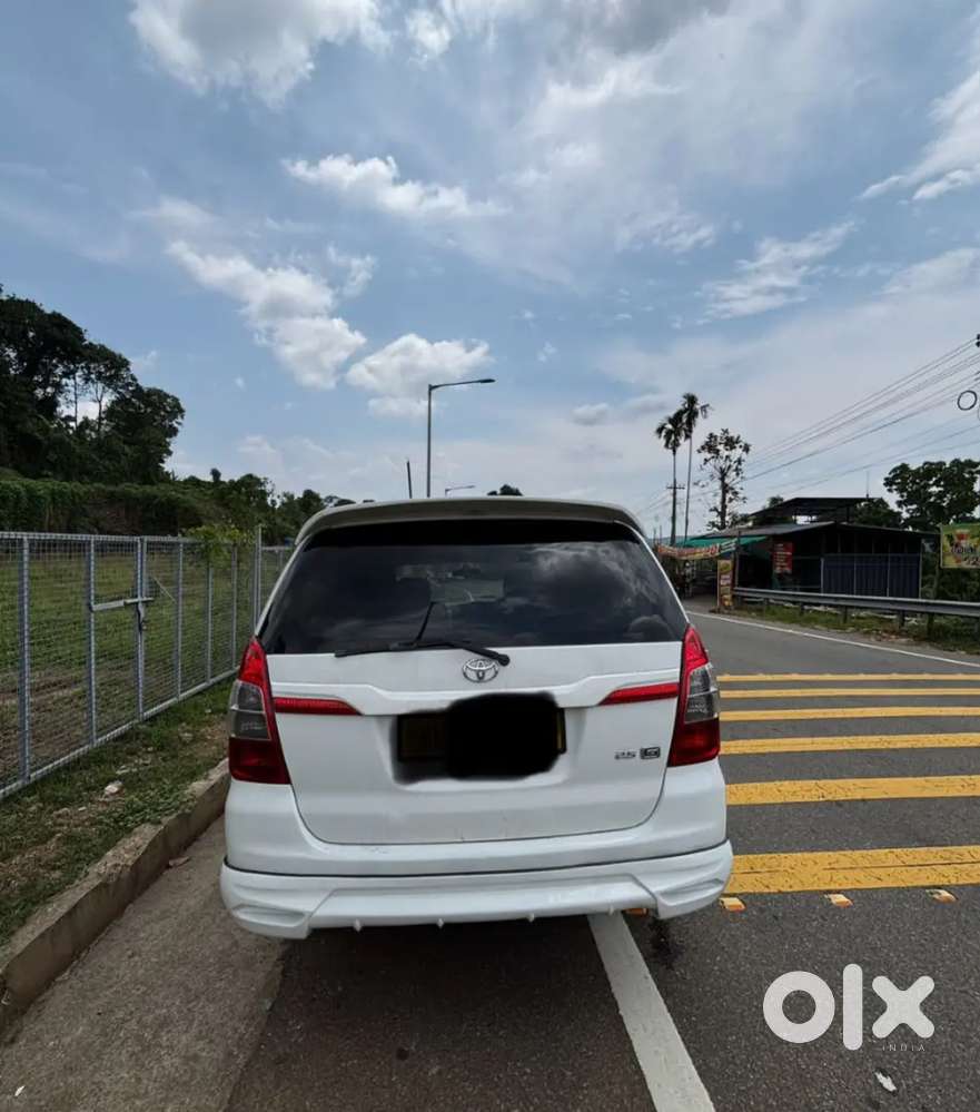 Toyota Innova 2013 Last