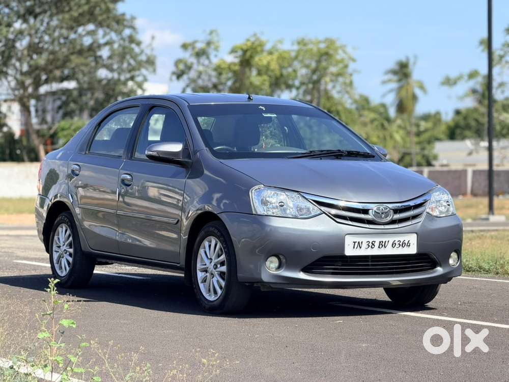 Toyota Etios V, 2013, Petrol