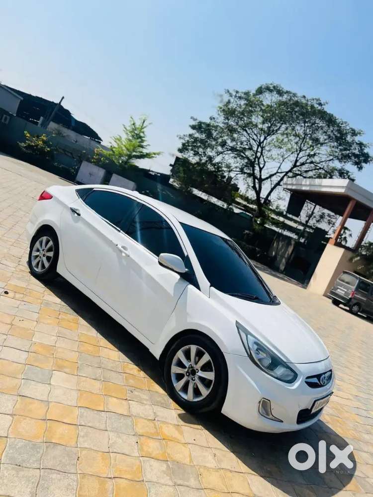 Hyundai Verna 2013 Diesel 131000 Km Driven