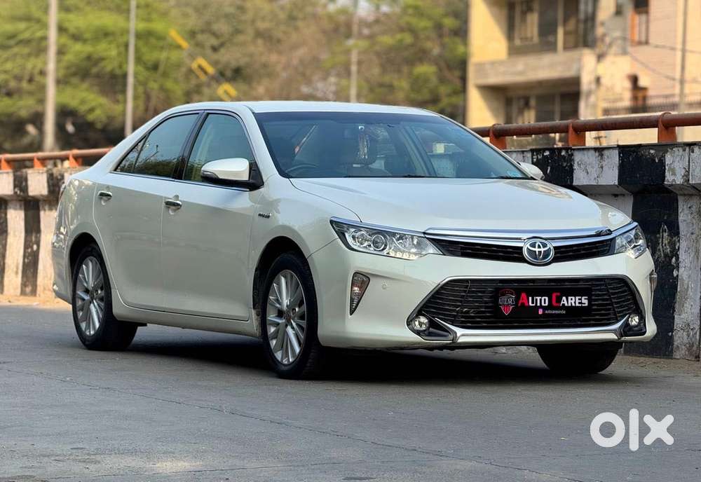 Toyota Camry Hybrid, 2017, Petrol