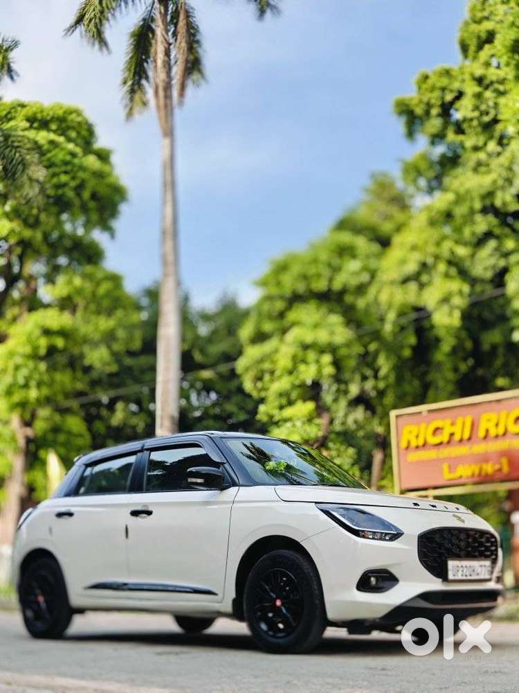 Maruti Suzuki Swift 1.2 Vxi (o), 2025, Petrol