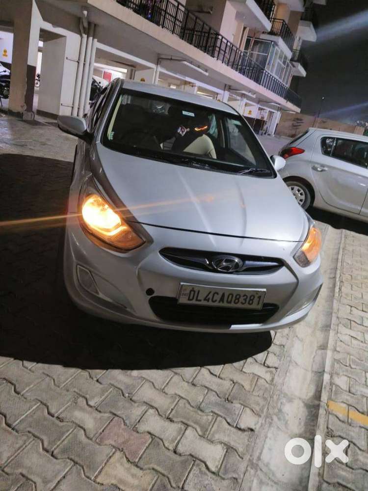 Hyundai Verna Fluidic 1.6 Vtvt Sx, 2013, Petrol