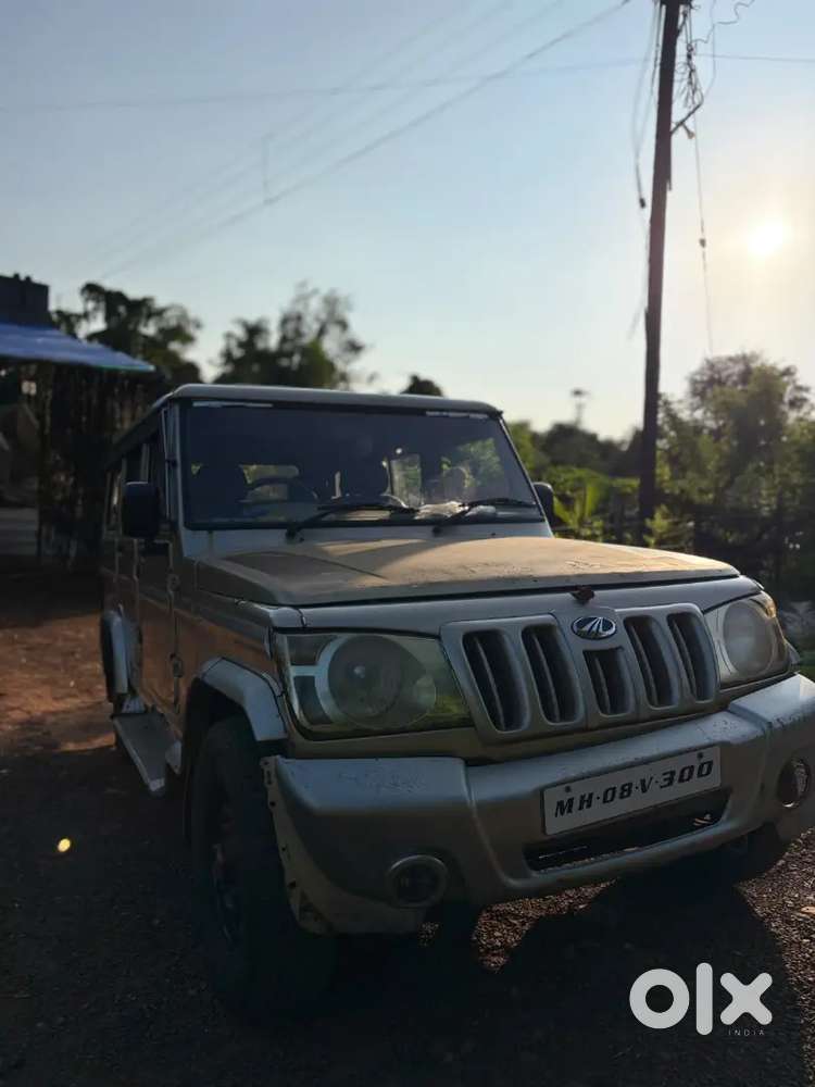 Car 7 Seater Bolero