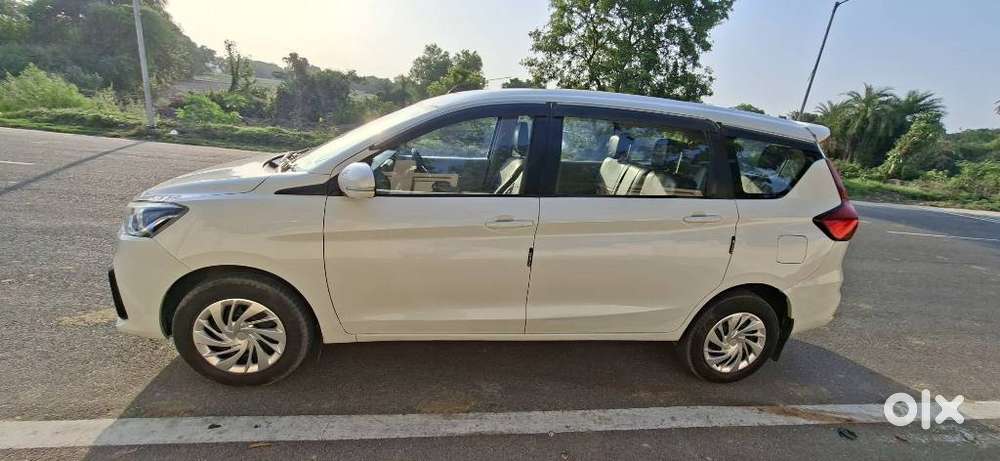 Maruti Suzuki Ertiga 1.4 Vxi Cng Anniversary Edition, 2023, Cng & Hy..