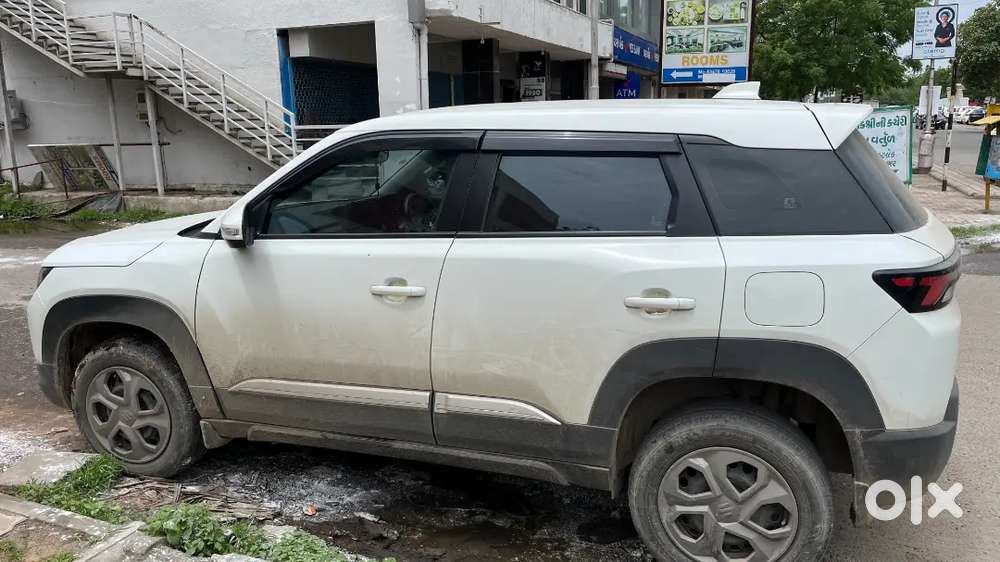 Maruti Suzuki Brezza Lxi 2024
