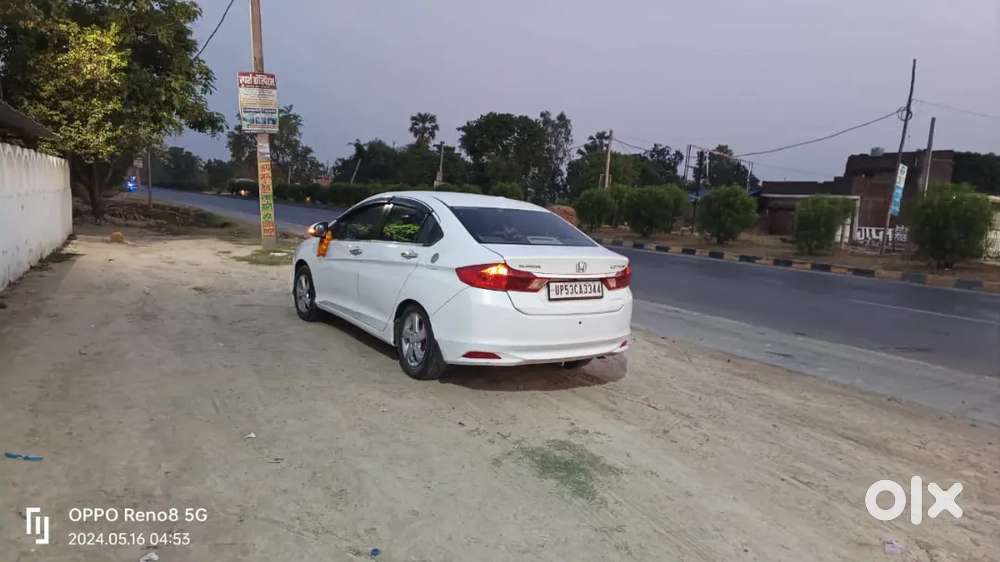 Honda City 2016 Model Diesel Car Well Condition. 2 Owner