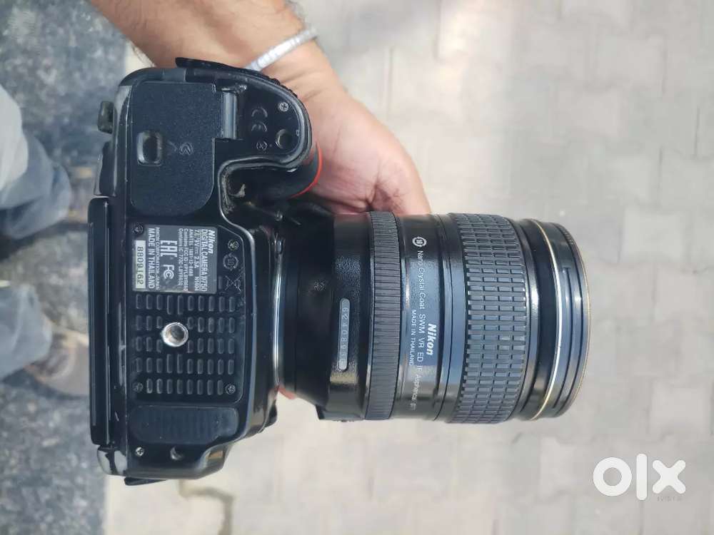 Nikon 750 full frame camara