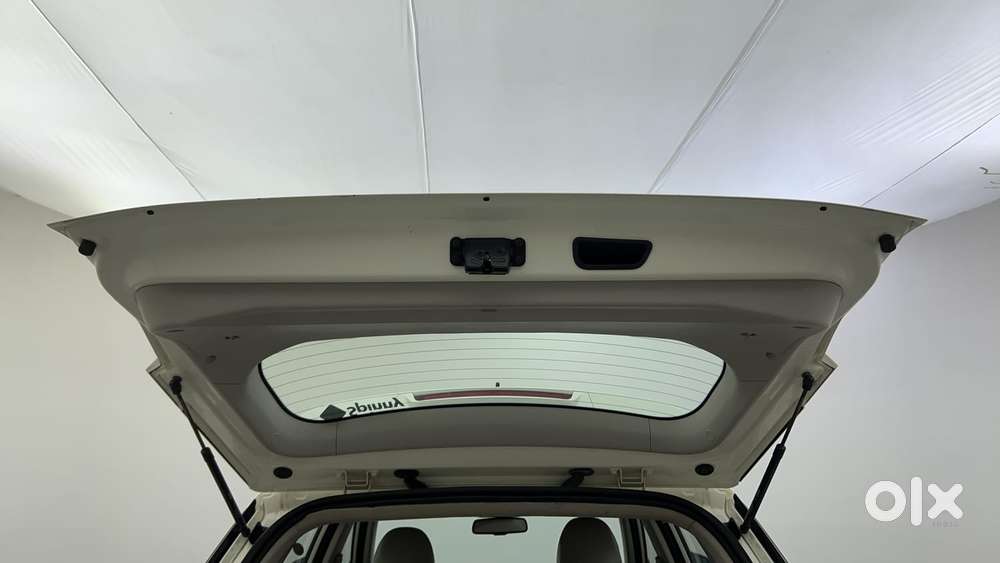 Mahindra Xuv300 W8 Option, 2020, Petrol