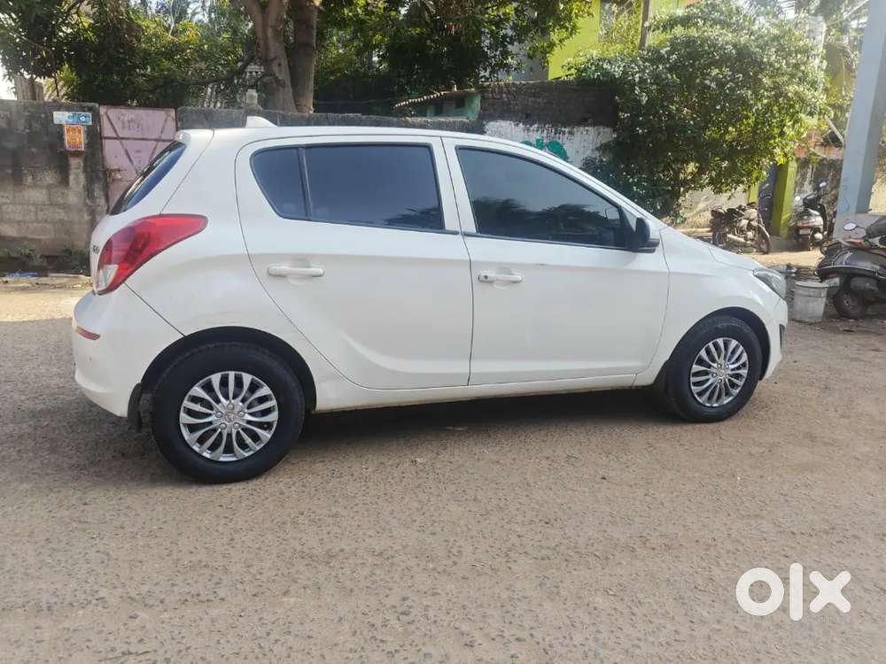 Hyundai I20 Magna 2012 Car