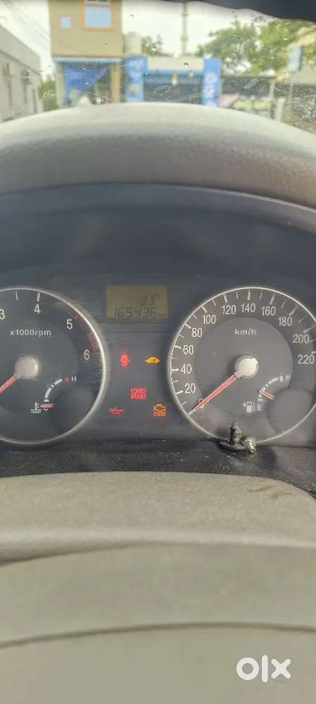 Hyundai Verna 2010 Diesel 200000 Km Driven