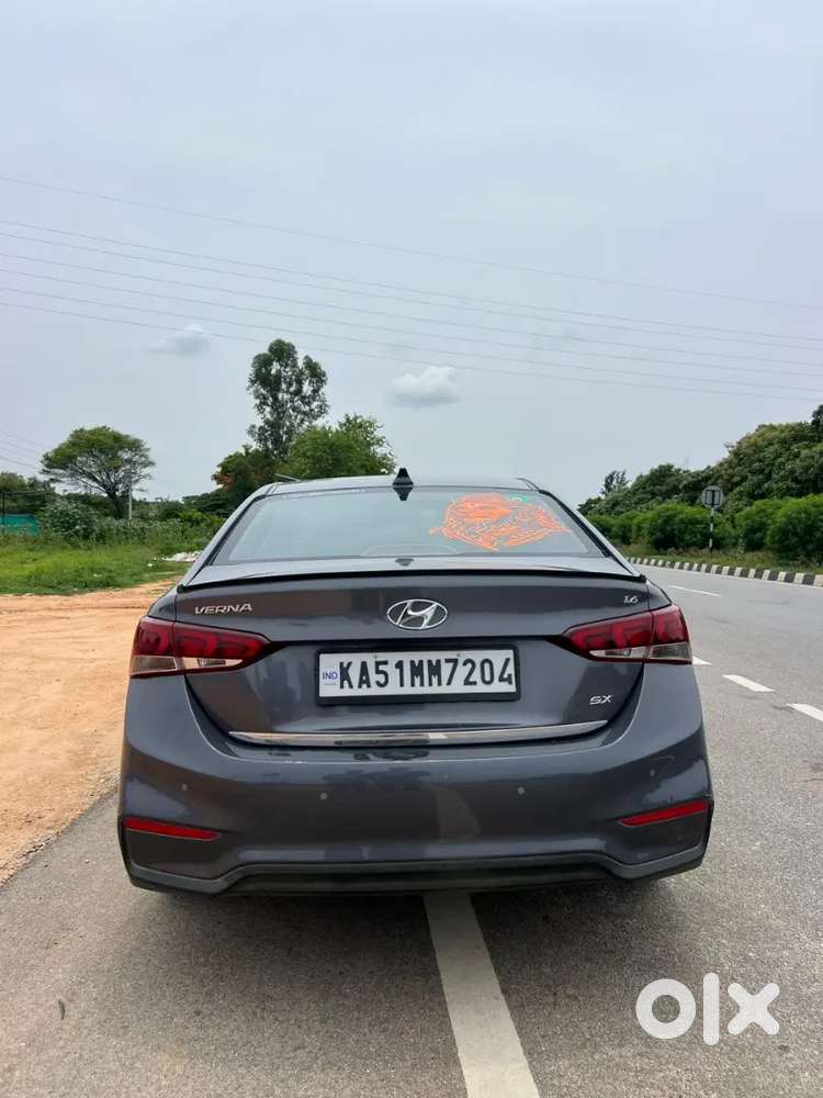 Hyundai Verna 2019 Topend With Sunroof 65900 Km Driven