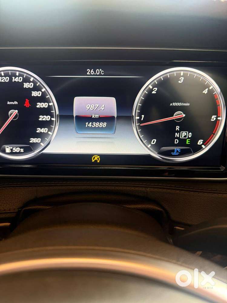 Mercedes Benz S-class (2016)