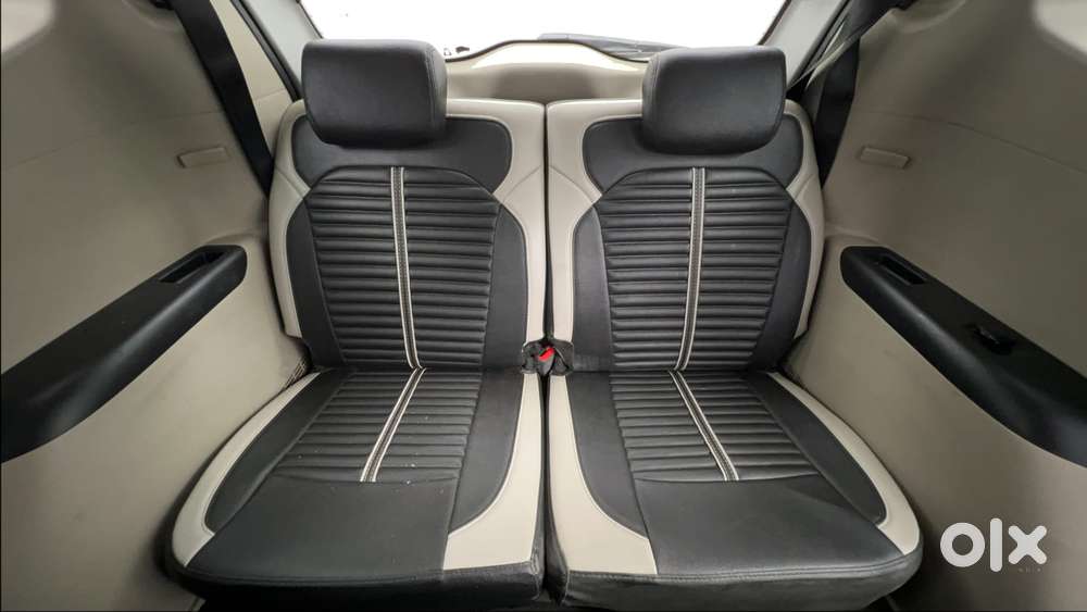 Renault Triber Rxz, 2022, Petrol