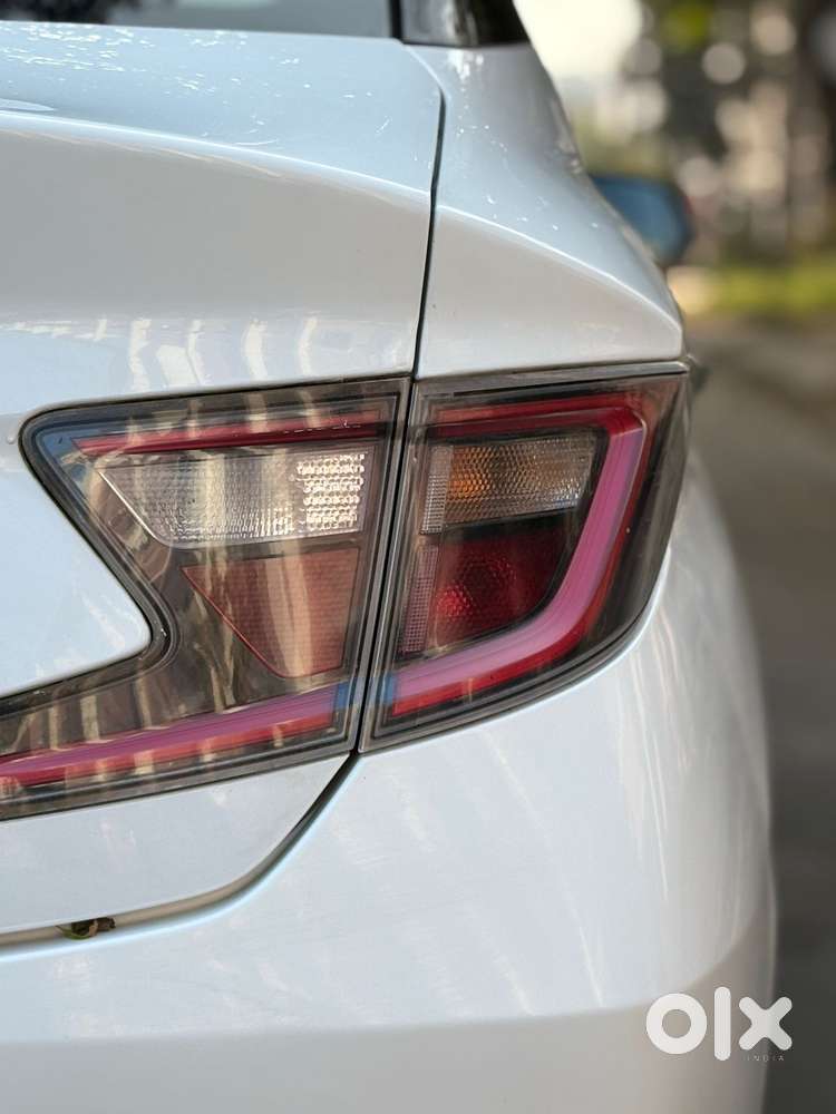 Hyundai Aura Sx (o) Manual, 2020, Petrol