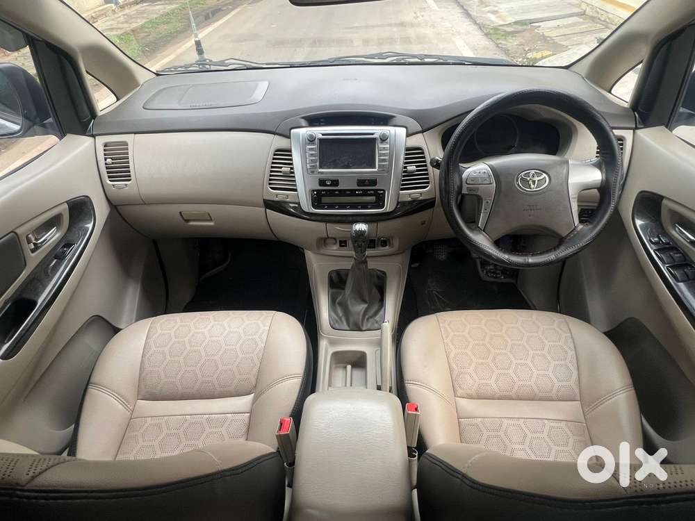Toyota Innova 2.5 Z Diesel 7 Seater, 2014, Diesel