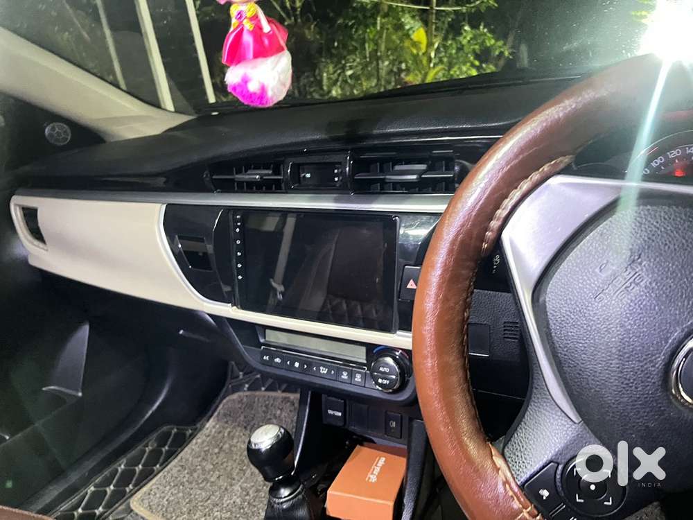 Toyota Corolla Altis 2015