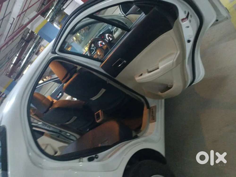 Maruti Suzuki Dzire Vxi | Only 16,495 Km Driven | Excellent Conditi