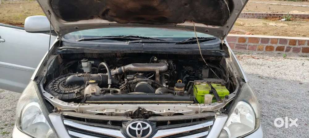 Toyota Innova 2010 Diesel 190000 Km Driven