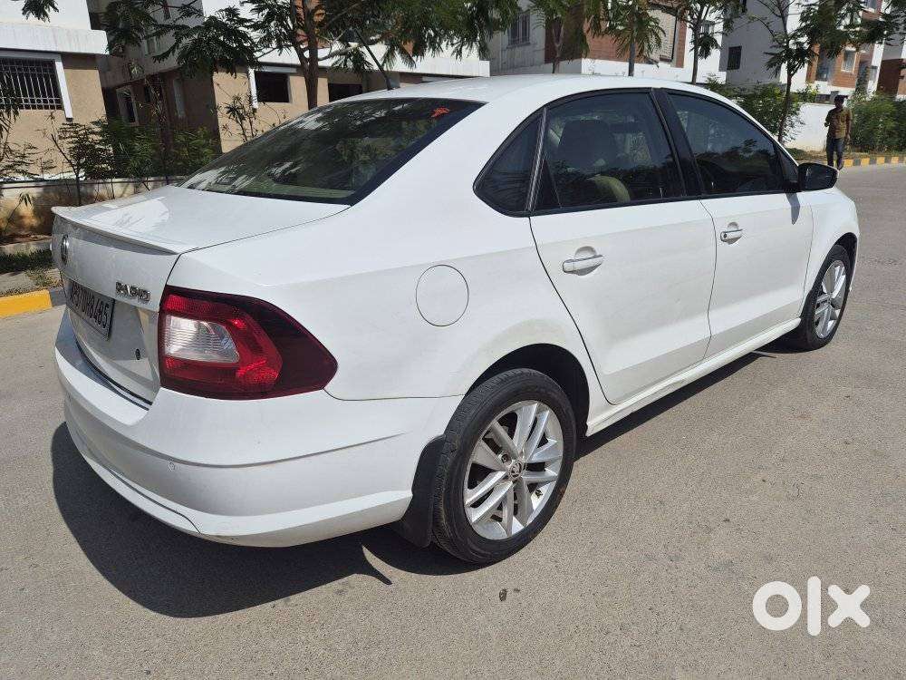 Skoda Rapid [ ] 1.5 Style Plus Tdi At, 2018, Diesel