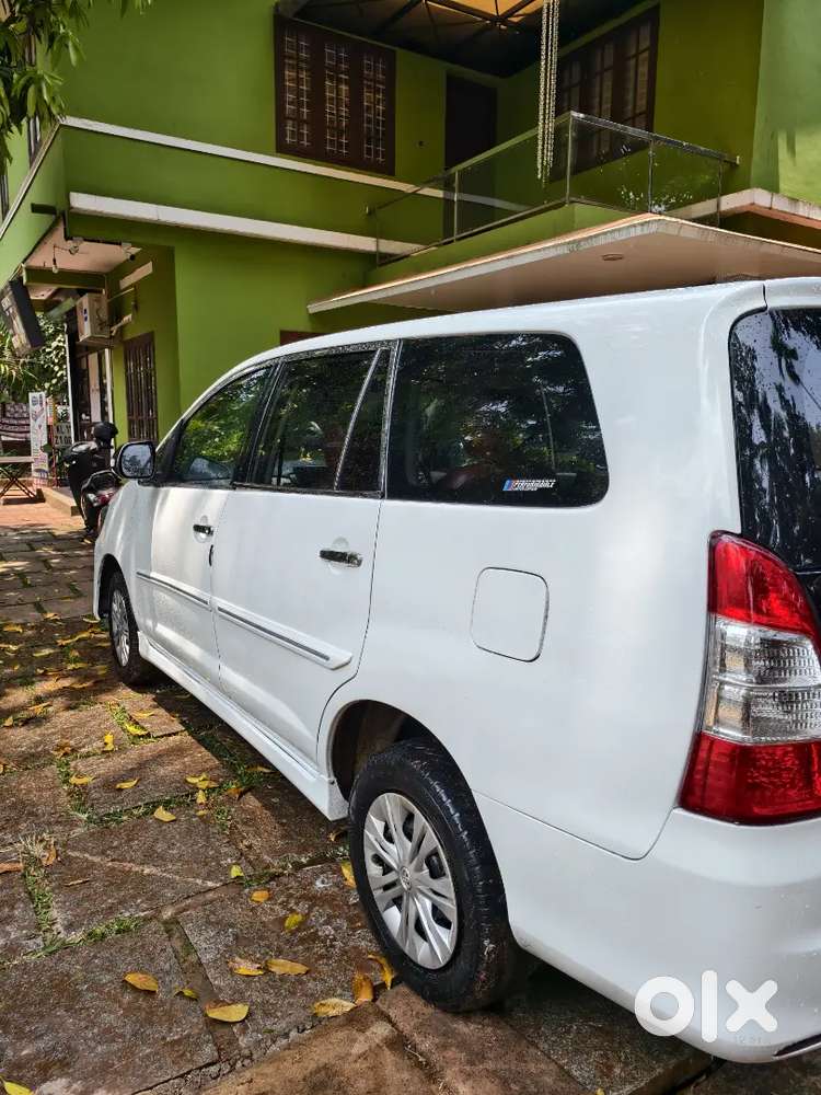 Toyota Innova 2009 Diesel Well Maintained