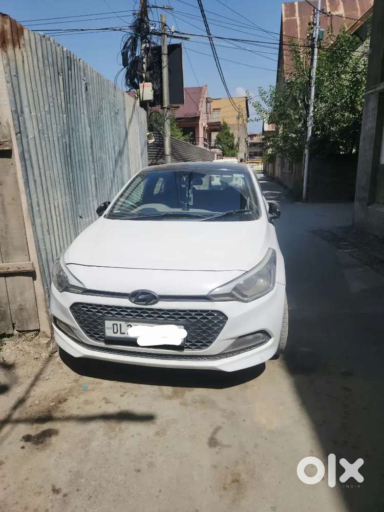 Hyundai I20 Sportz Petrol 2015