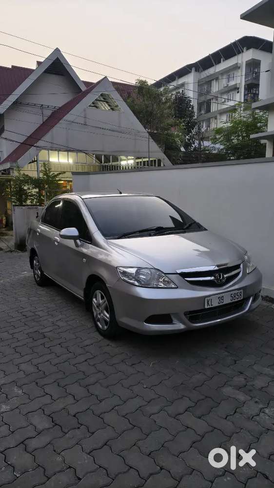 Dolphin Facelift Model