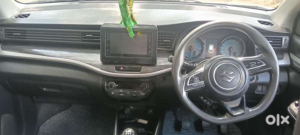 Maruti Suzuki Xl6 1.5 Zeta Mt, 2022, Cng & Hybrids