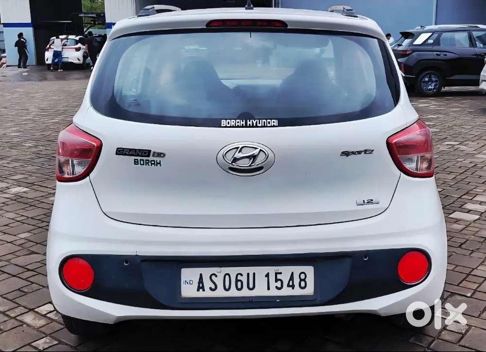 Hyundai Grand I10 Sportz 2017,registration Upto 20.07.32