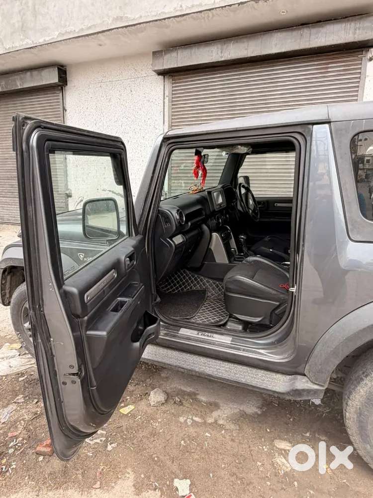 Mahindra Thar Hard Top 4*4