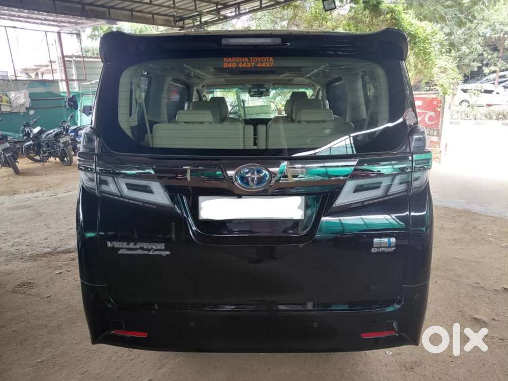 Toyota Vellfire 2.5 Hybrid, 2022, Petrol
