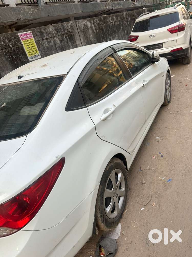 Hyundai Fluidic Verna 2011 Cng & Hybrids Well Maintained