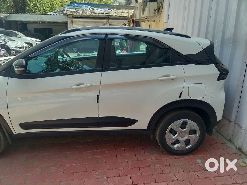 Tata Nexon Pure+pmt Icng 2025