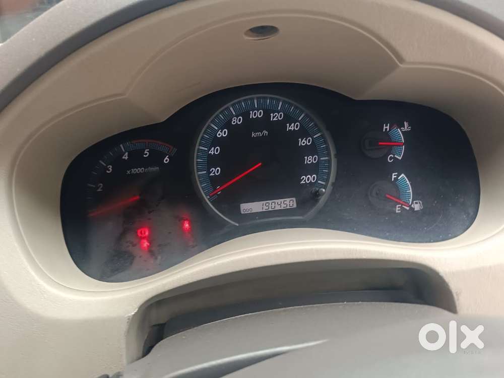 Toyota Innova 2.5 Vx (diesel) 8 Seater, 2013, Diesel