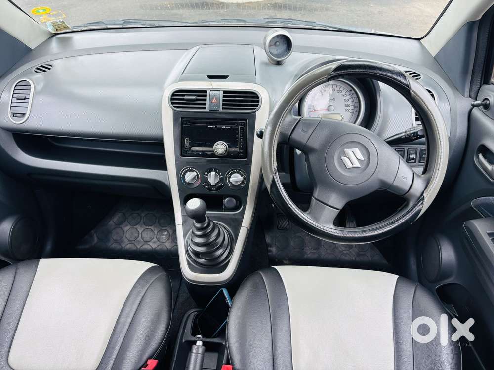 Maruti Suzuki Ritz Vxi, 2012, Petrol