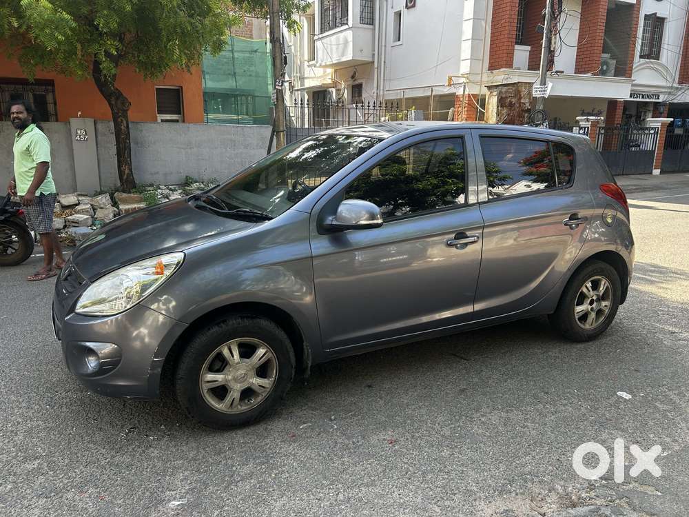 Hyundai I20 Sportz 1.2 Bs-iv, 2010, Petrol