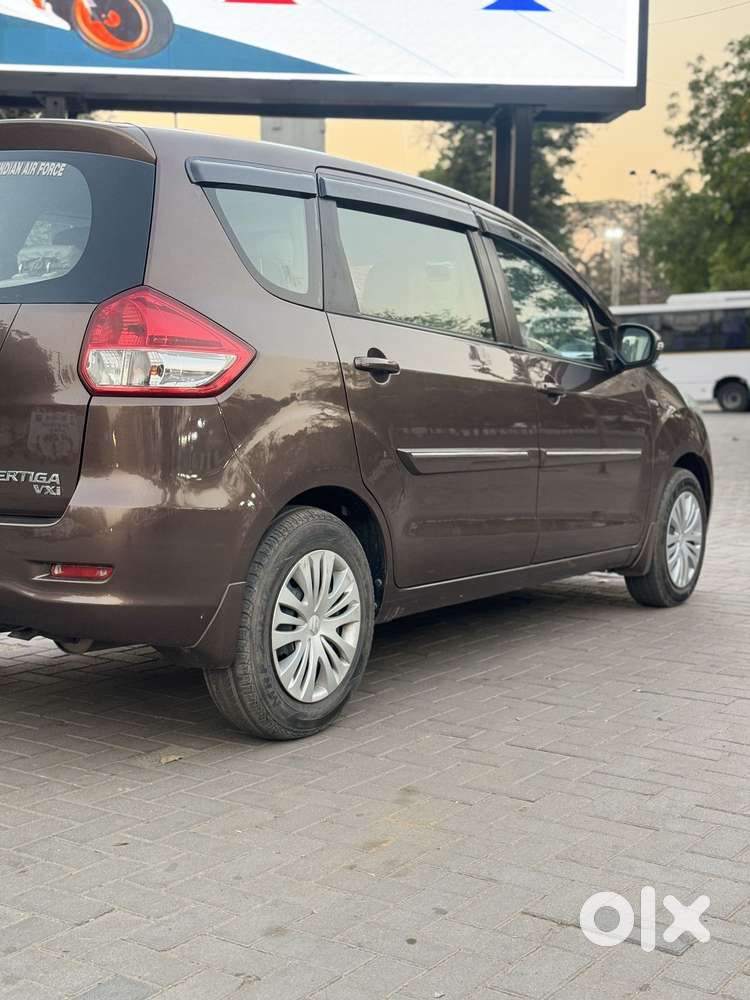 Maruti Suzuki Ertiga Vxi, 2015, Petrol