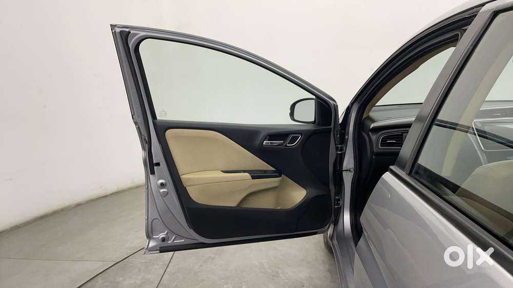 Honda City I-vtec V, 2022, Petrol