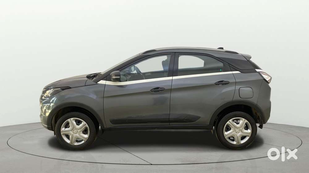 Tata Nexon 1.5 Revotorq Xma Amt, 2021, Petrol