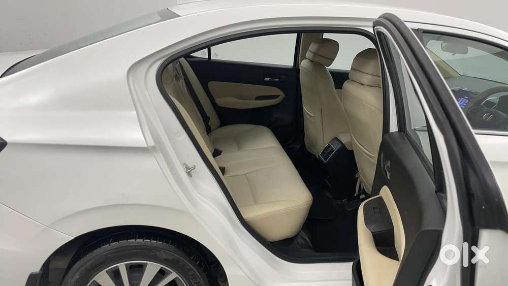 Honda City 1.5 V Mt, 2023, Petrol