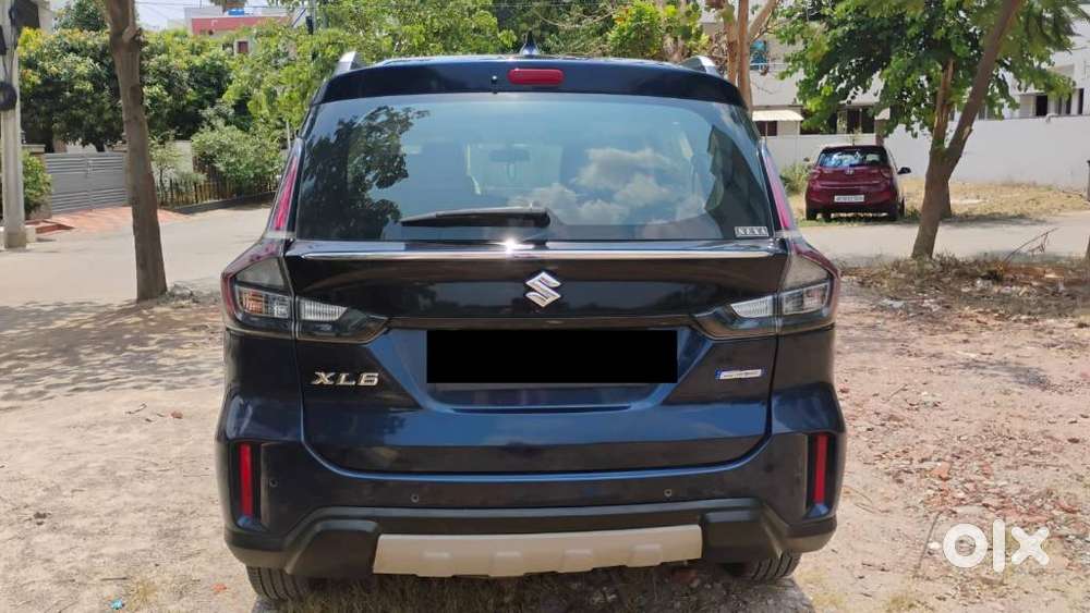 Maruti Suzuki Xl6 1.5 Alpha At, 2022, Petrol