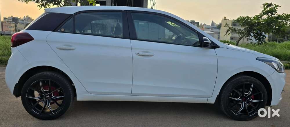 Hyundai Elite I20 Sportz Plus Dual Tone, 2019, Petrol