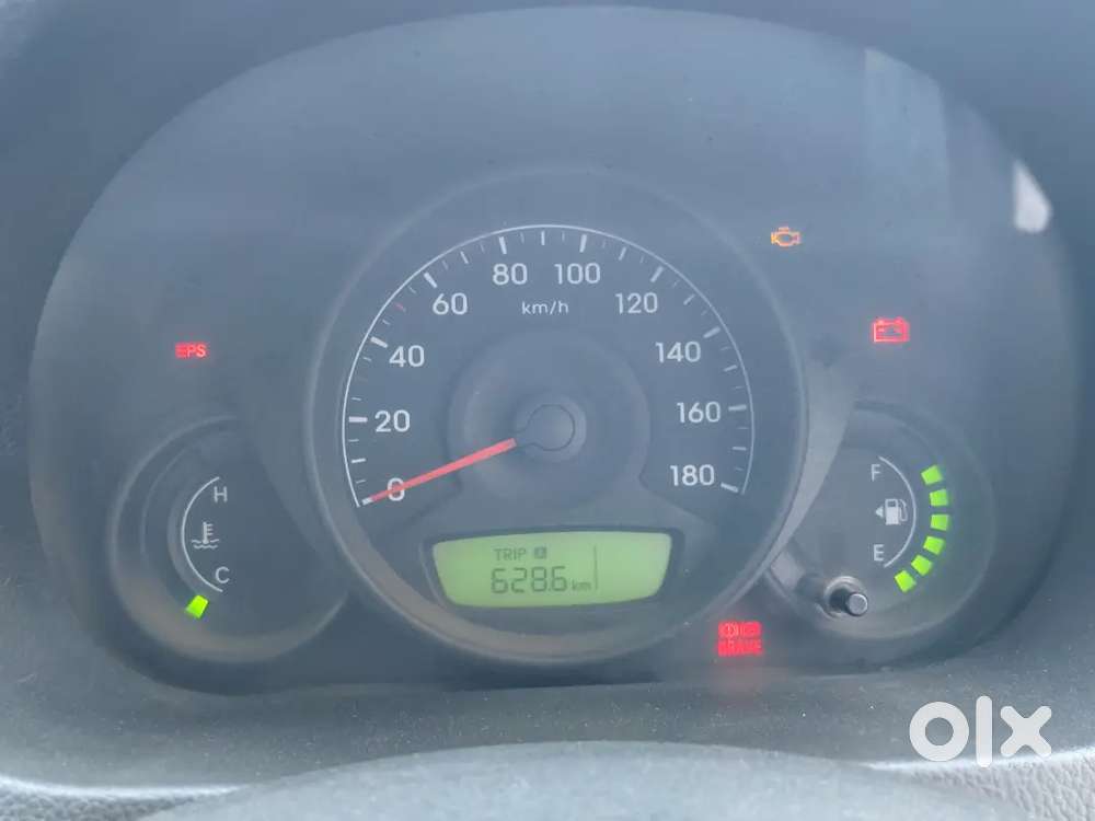 Hyundai Eon 2017. Exchange Me Dusri Gadi Bhi Chalengi